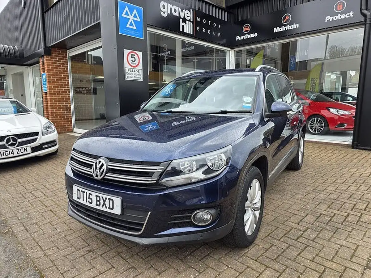2015-volkswagen-tiguan-20tdi-match-150ps-4wd-bmt-dsg-big-2