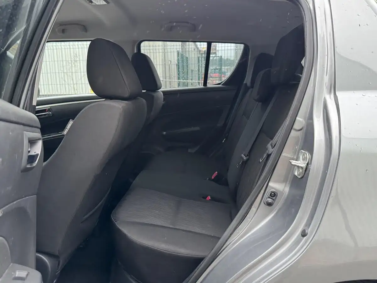 2010-suzuki-swift-12-sz4-5d-auto-big-28