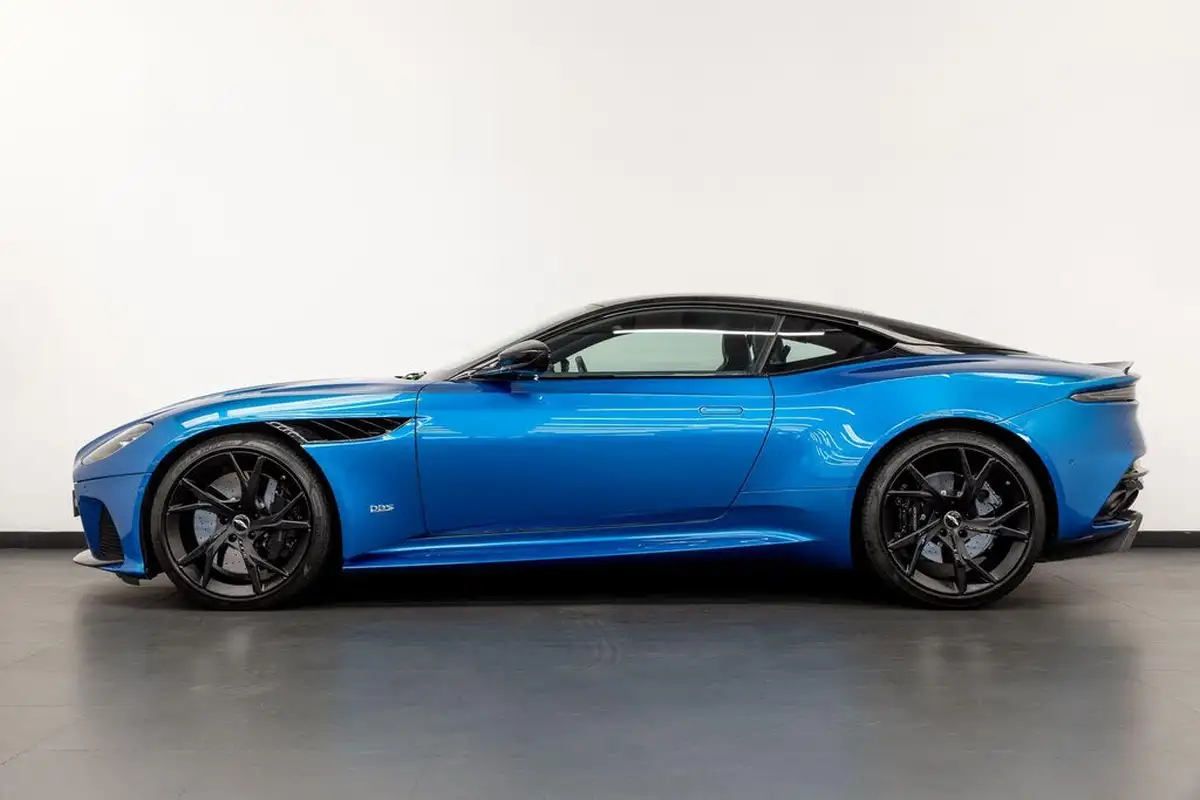 2019-aston-martin-dbs-52-v12-superleggera-big-7
