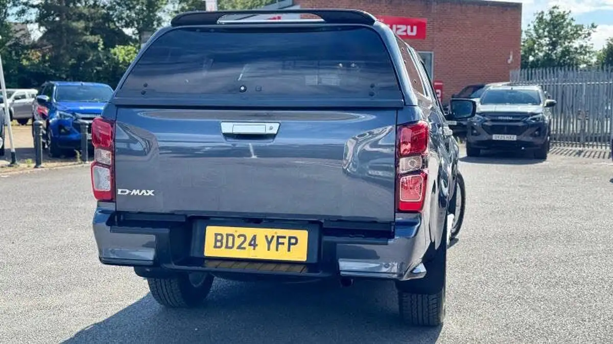2024-isuzu-d-max-19td-dl20-double-auto-big-17