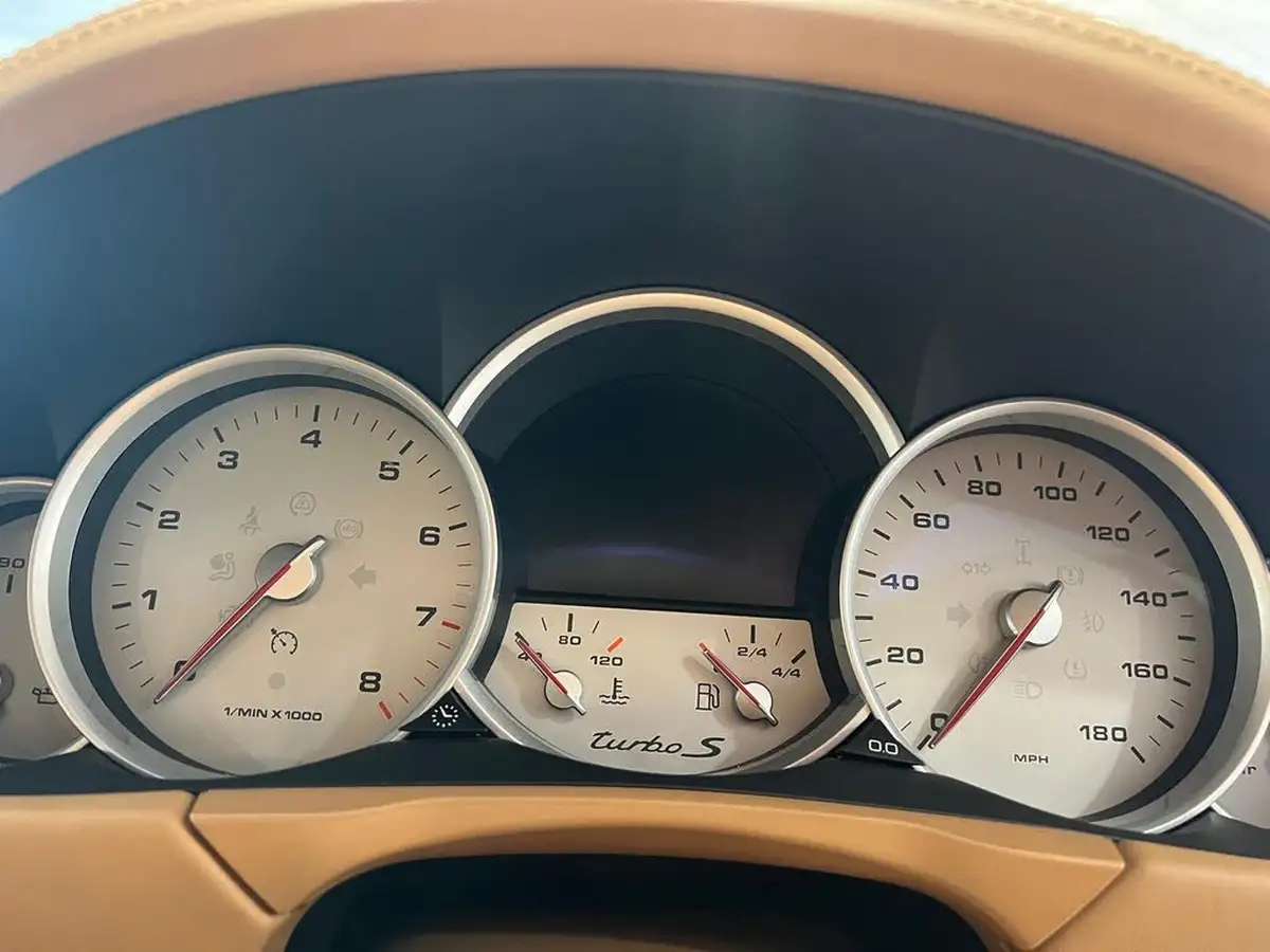 2008-porsche-cayenne-48-turbo-s-big-21