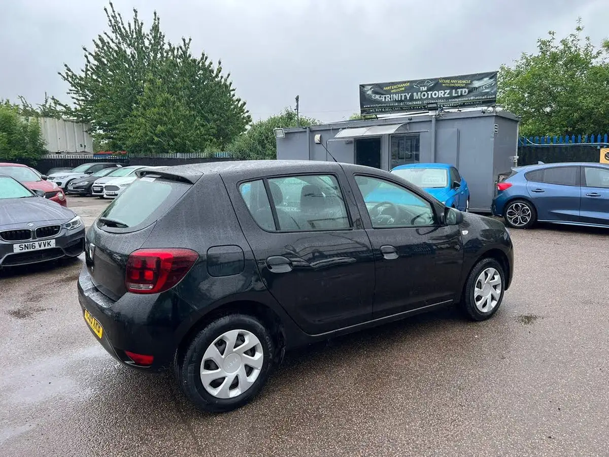 2019-dacia-sandero-09-tce-essential-ss-big-5