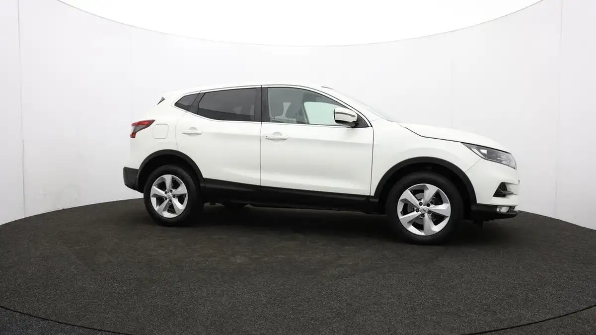 2019-nissan-qashqai-13-dig-t-acenta-premium-140ps-big-43