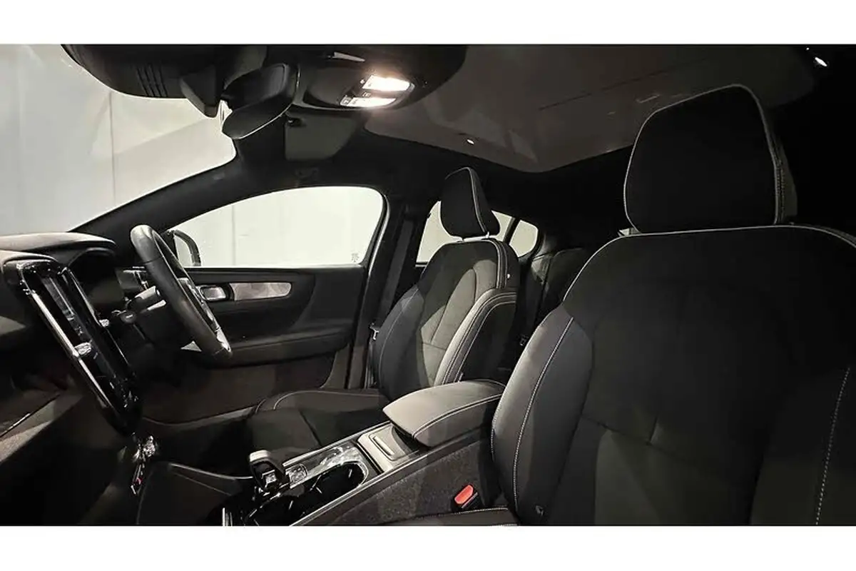 2022-volvo-c40-e-twin-recharge-pro-big-23