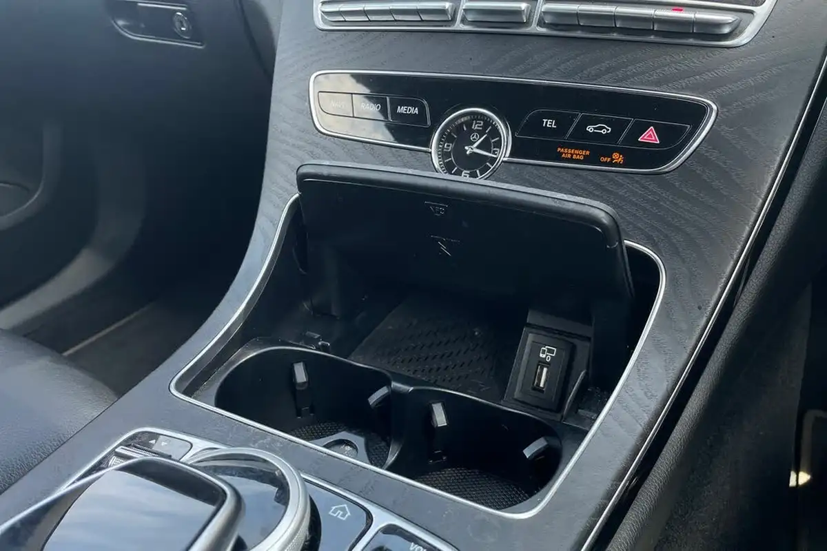 2020-mercedes-benz-c-class-20d-c300d-amg-line-edition-244ps-premium-saloon-4d-big-42