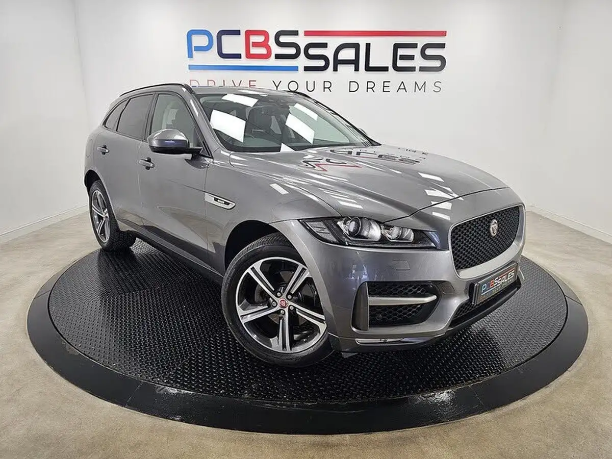 2017-jaguar-f-pace-20-i4d-r-sport-180ps-awd-auto-big-0