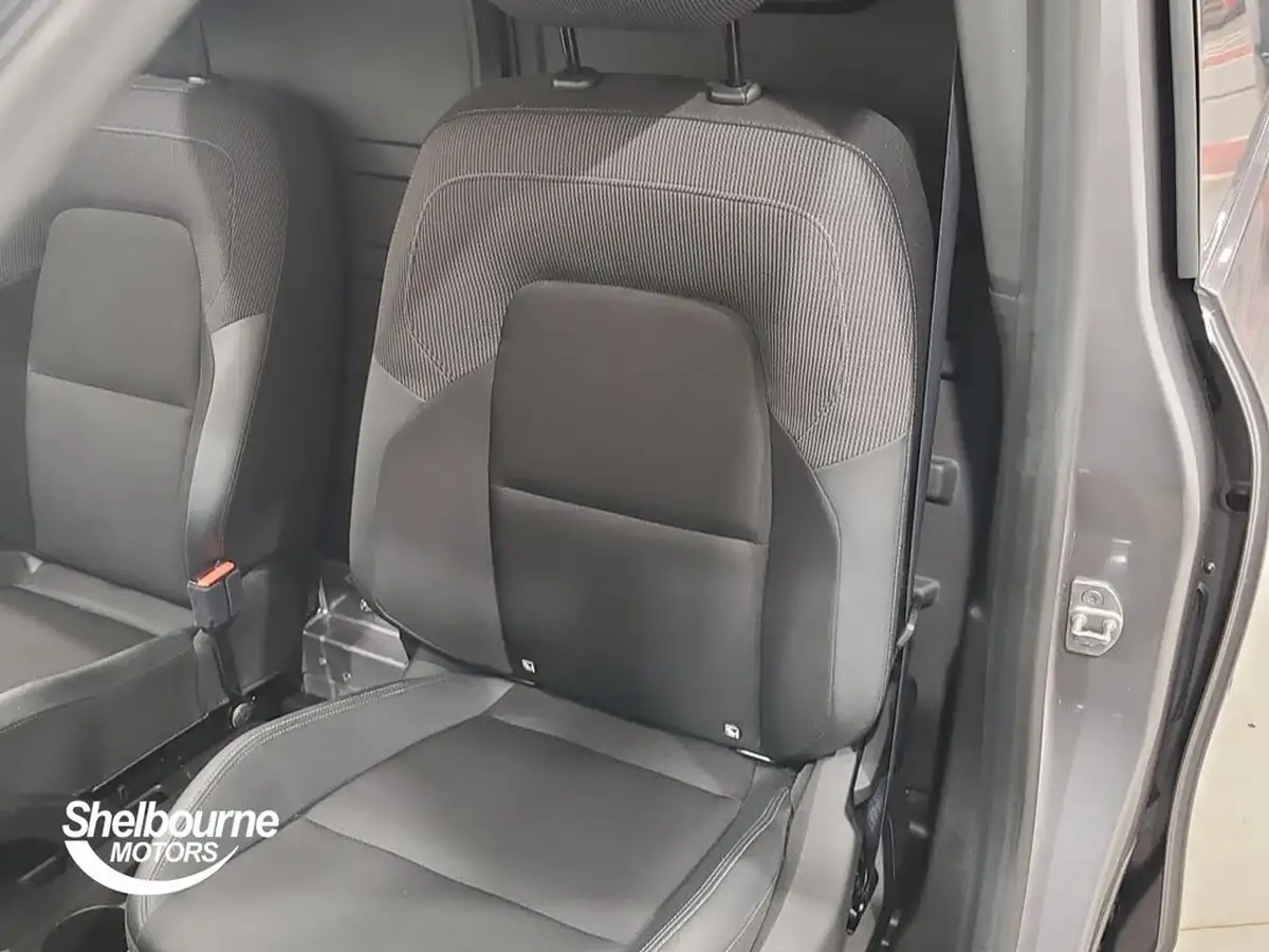 2023-renault-kangoo-15dci-ml19-95-start-big-38