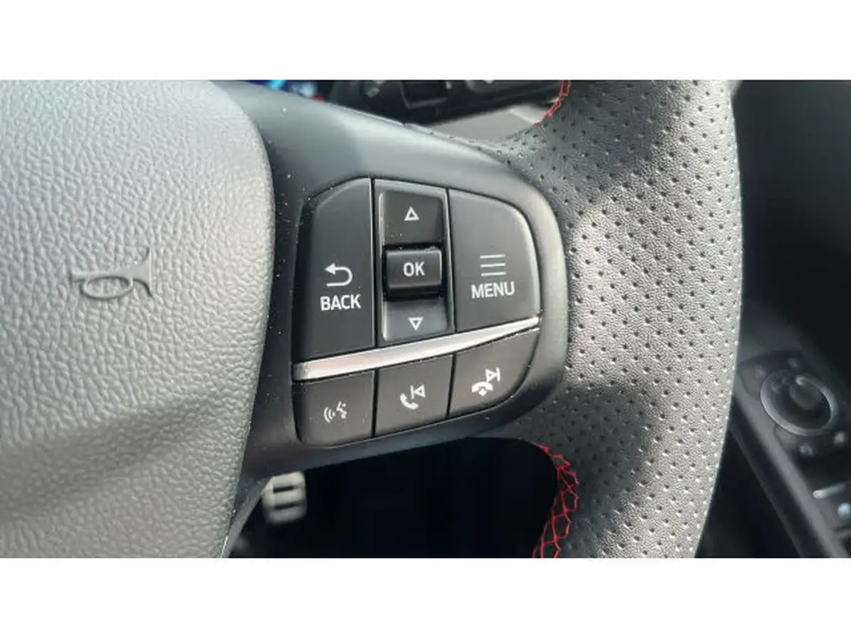 2023-ford-kuga-15t-black-package-edition-big-23