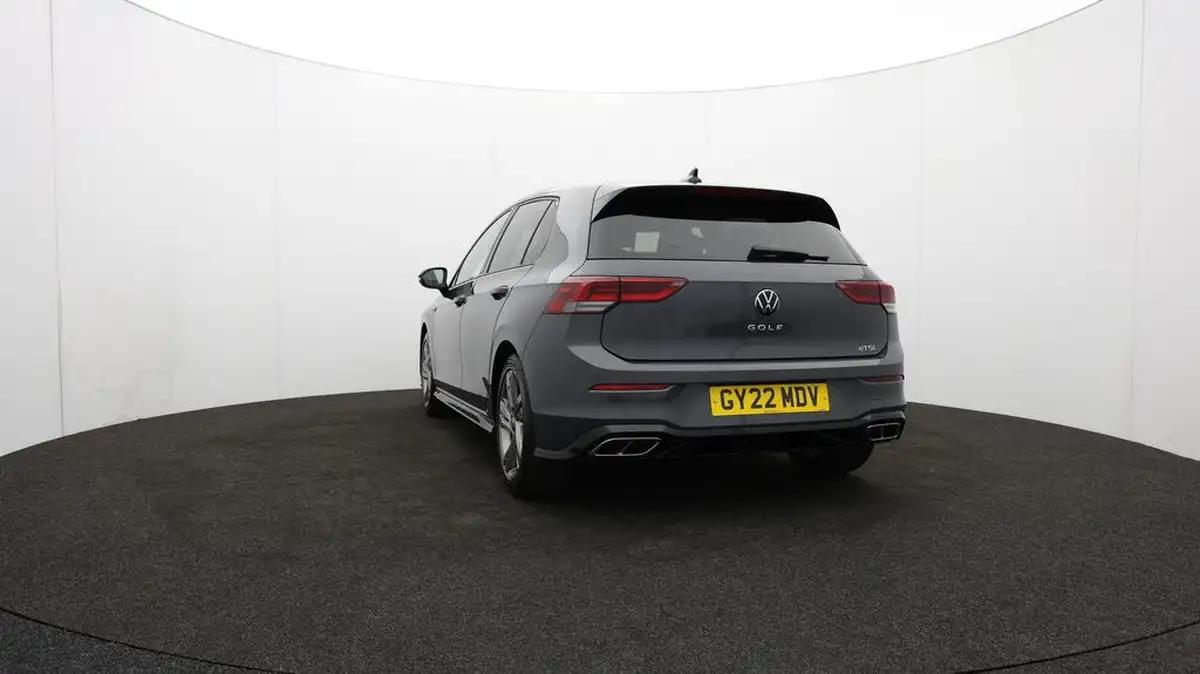 2022-volkswagen-golf-15-etsi-r-line-150ps-hatchback-big-32