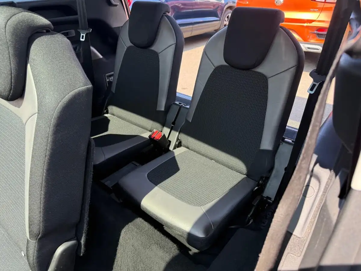 2017-citroen-grand-c4-picasso-20bluehdi-flair-big-31