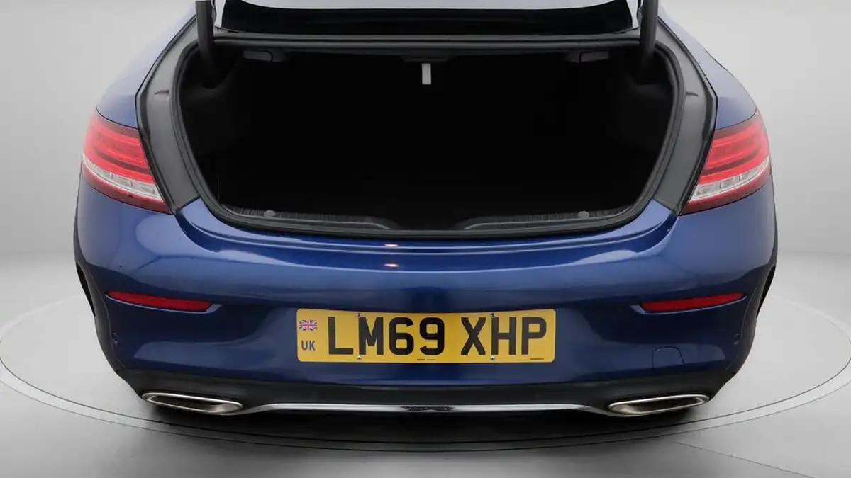 2020-mercedes-benz-c-class-15-c200-amg-line-premiumss-coupe-2d-big-17