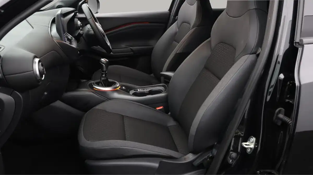 2024-nissan-juke-10-dig-t-n-connecta-big-20