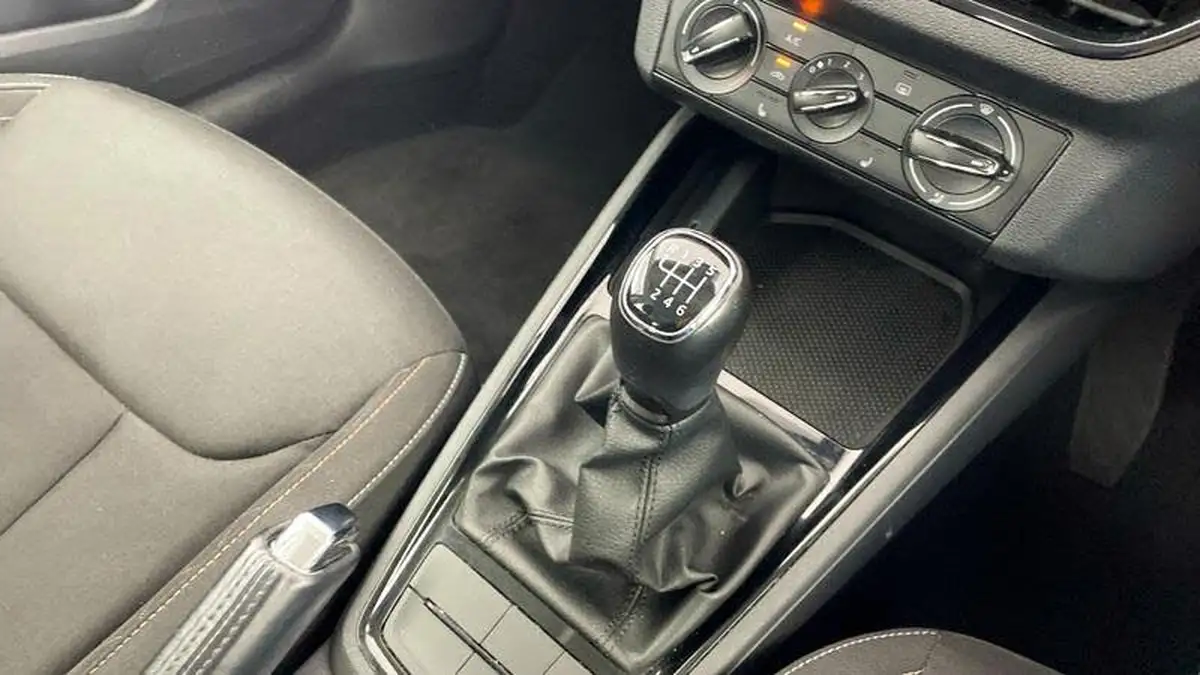 2021-skoda-kamiq-10-tsi-se-109ps-big-6