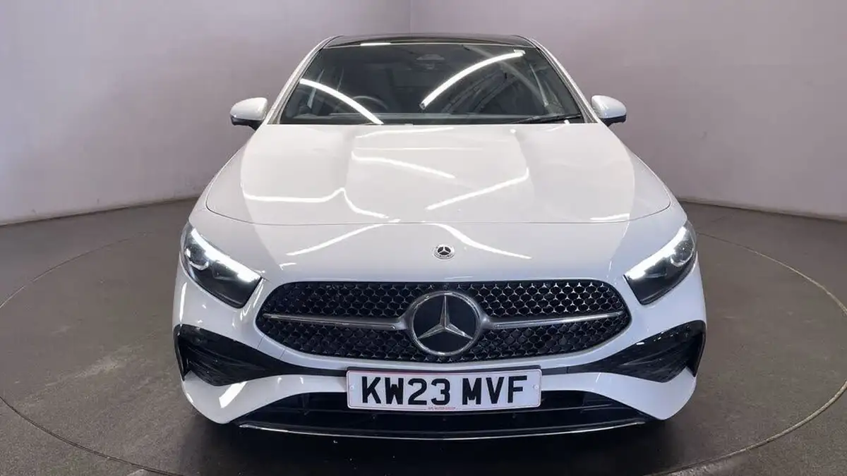 2023-mercedes-benz-a-class-13-a200-amg-line-premium-plus-hatchback-5d-big-9