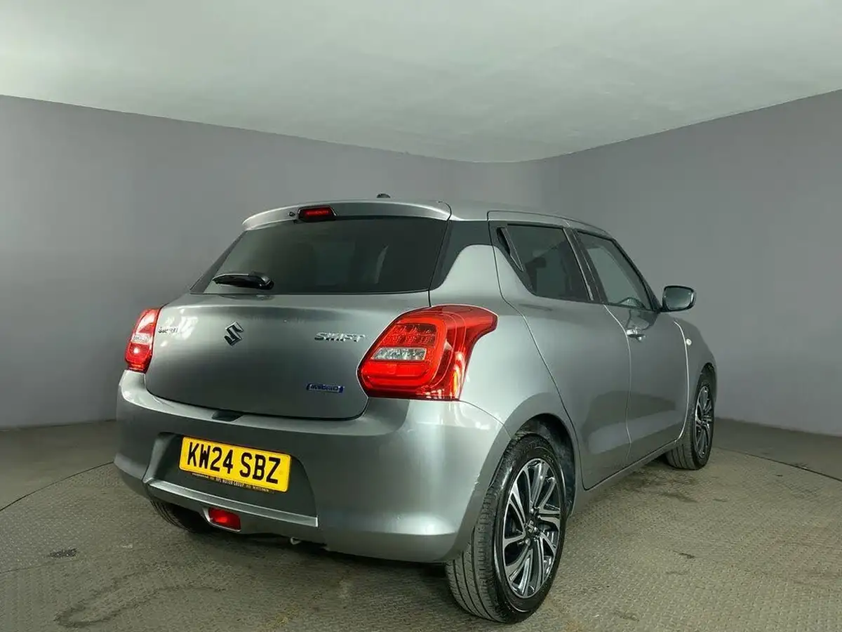 2024-suzuki-swift-12-dualjet-sz-l-big-7