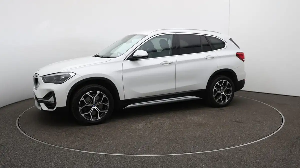 2022-bmw-x1-20-xdrive20i-xline-big-69