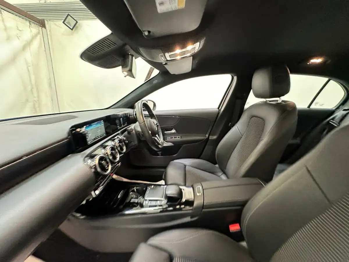 2019-mercedes-benz-a-class-20d-a200d-sport-hatchback-5d-big-26