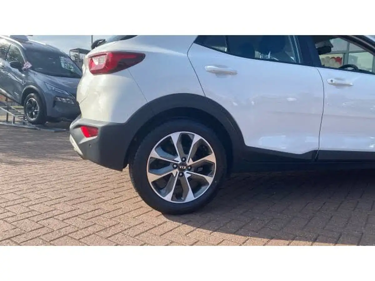 2018-kia-stonic-14-2-big-6