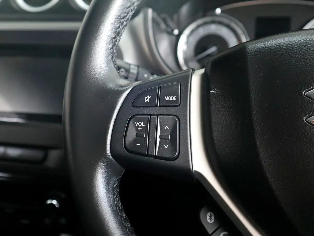 2022-suzuki-vitara-14-boosterjet-sz-t-big-32