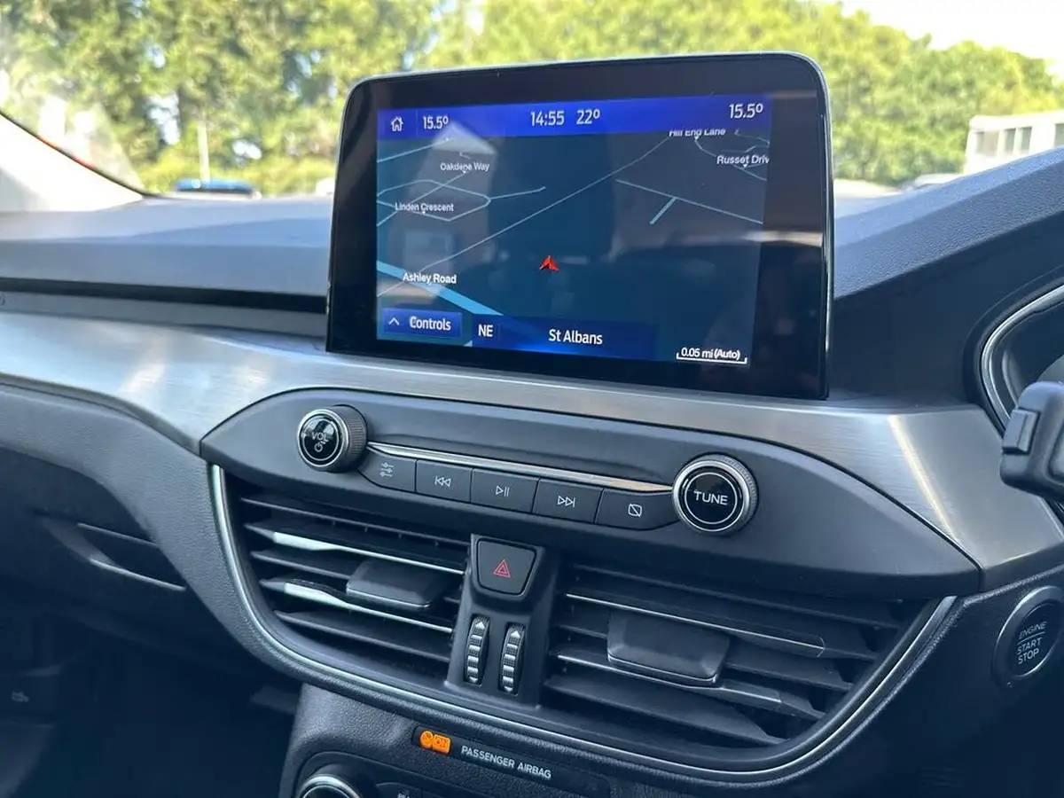 2022-ford-focus-10t-titanium-125ps-estate-big-19