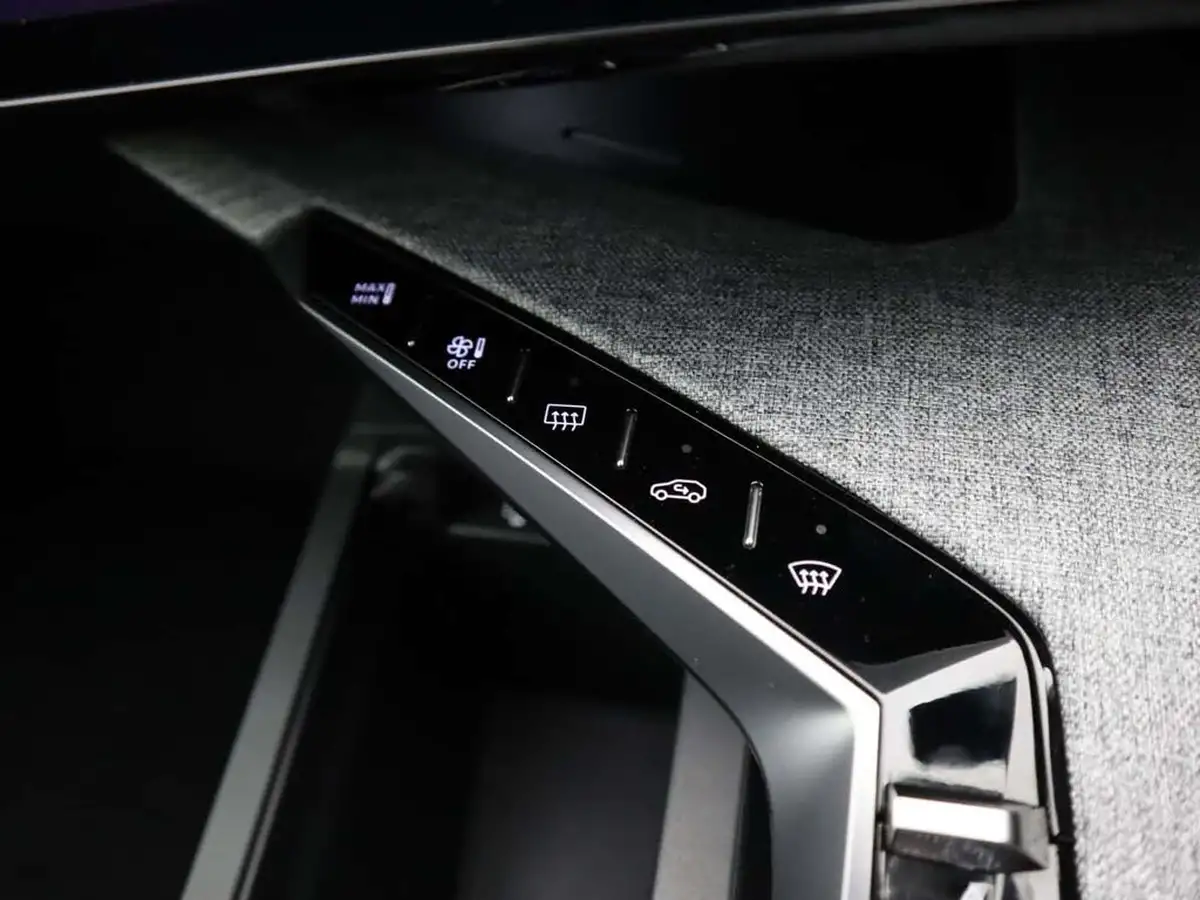 2024-peugeot-3008-suv-e-gt-210ps-73kwh-big-31