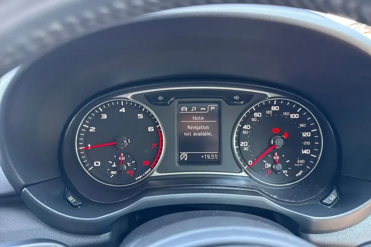 2018-audi-a1-14-tfsi-sport-nav-sportback-5d-big-33