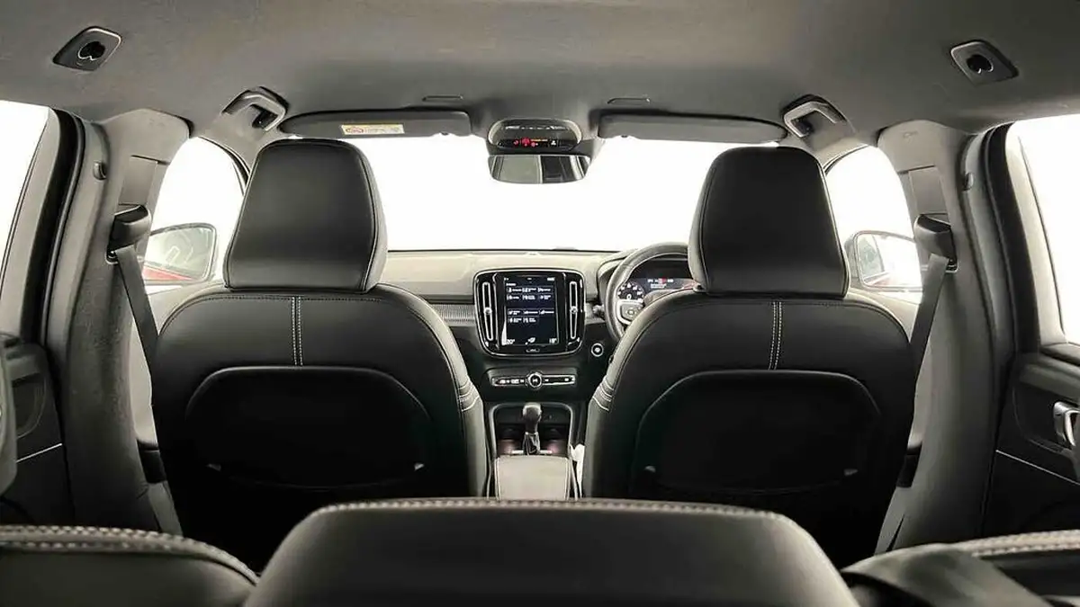 2021-volvo-xc40-15-t3-r-design-161bhp-big-45