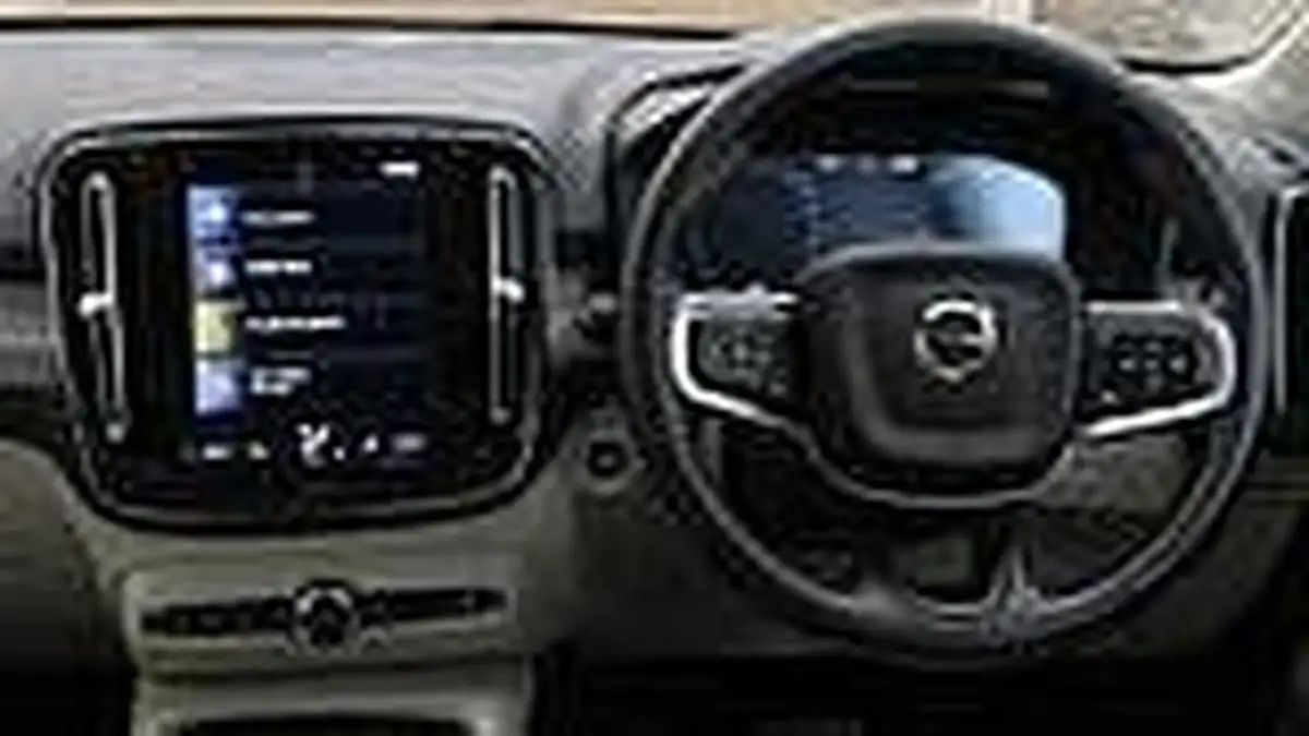 2022-volvo-xc40-15-t5-inscription-pro-big-19