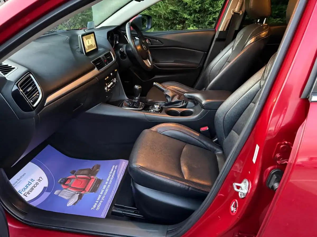 2014-mazda-mazda3-22td-sport-nav-hatchback-5d-big-36