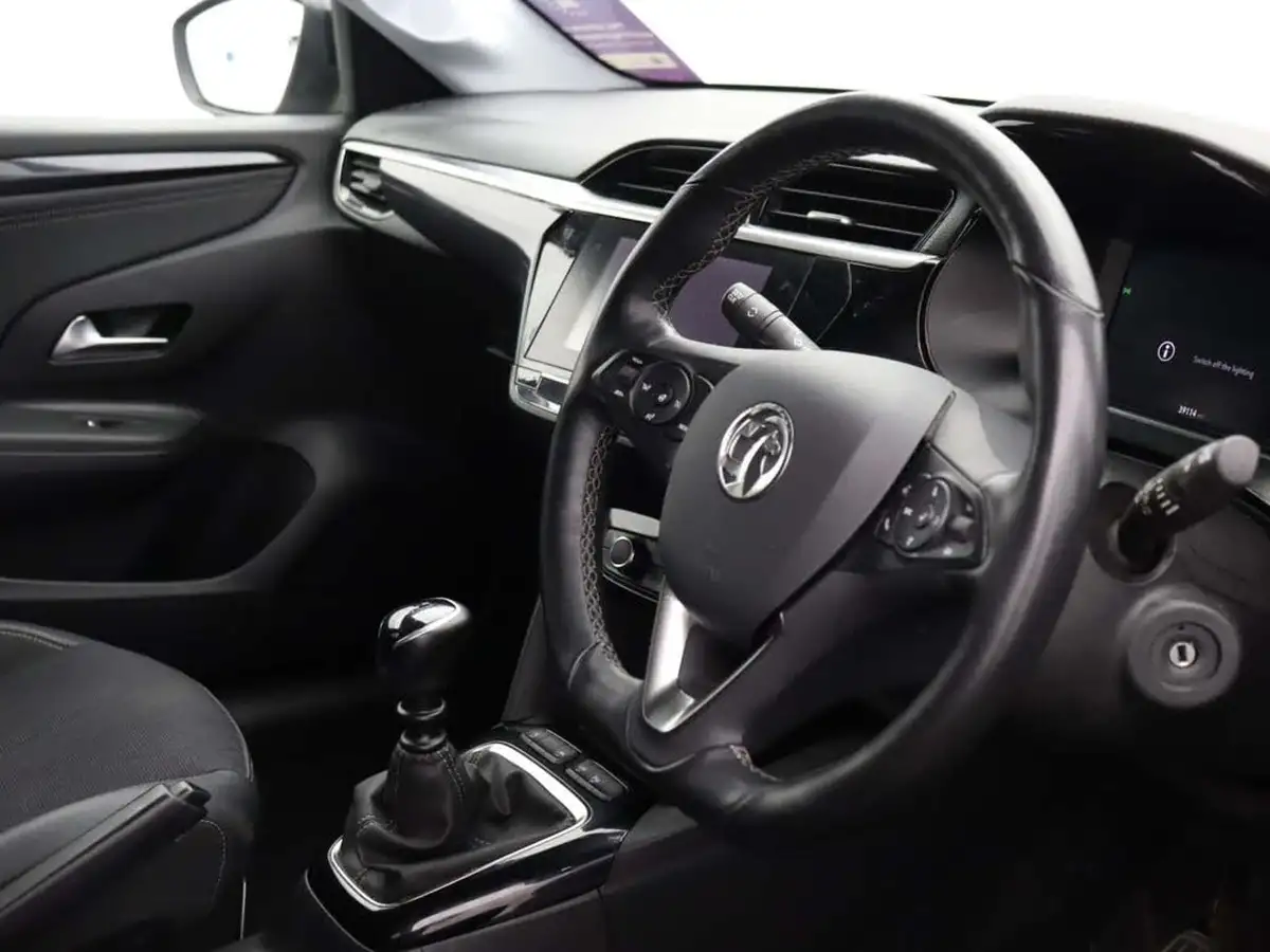 2021-vauxhall-corsa-15-turbo-d-elite-edition-big-18