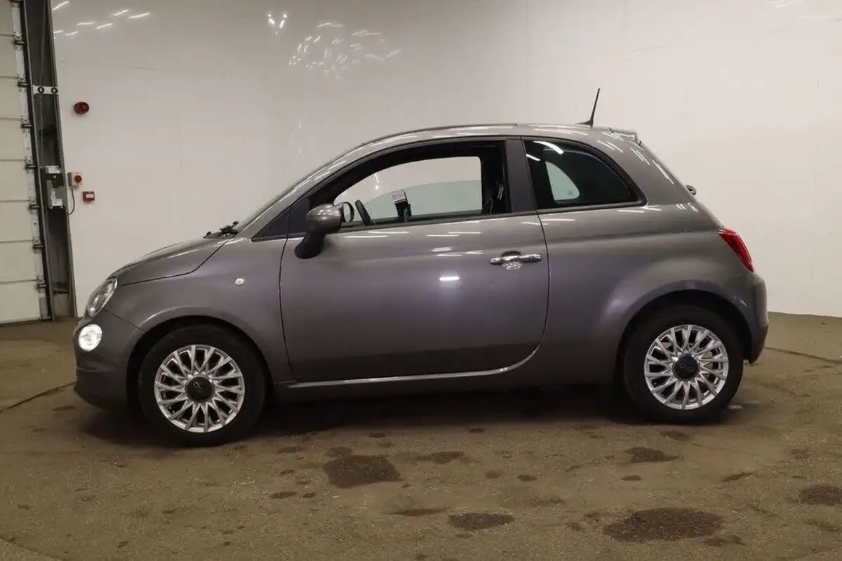 2021-fiat-500-10-lounge-big-3