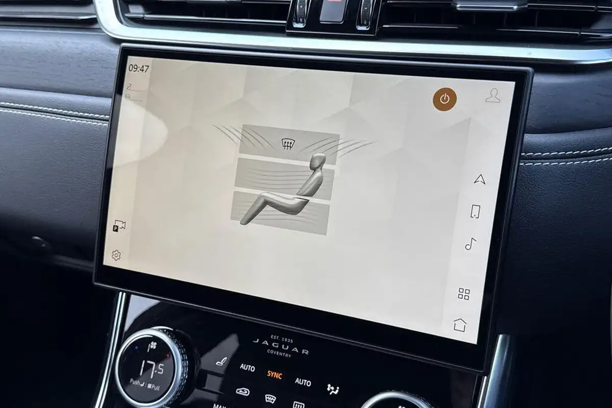 2024-jaguar-xf-20-p300-300-sport-saloon-4d-big-17
