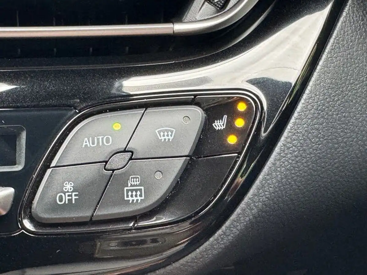2019-toyota-c-hr-18-vvt-i-excel-big-25