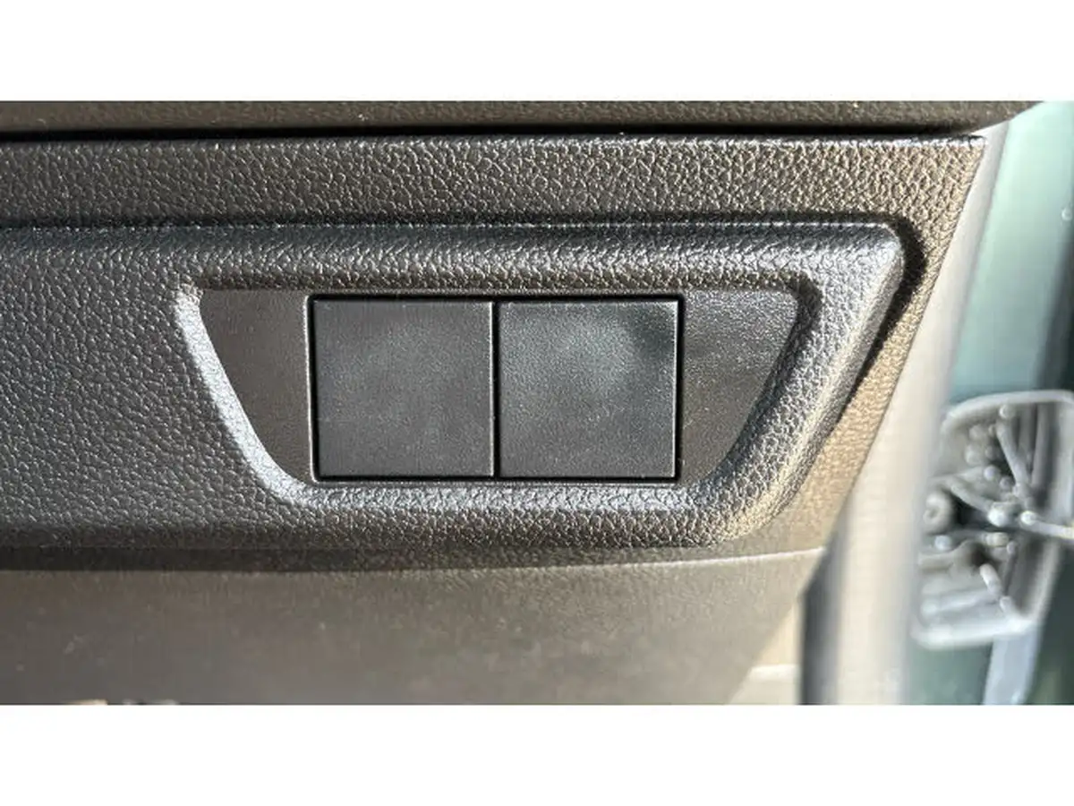 2024-dacia-sandero-stepway-10-tce-extreme-90bhp-big-33