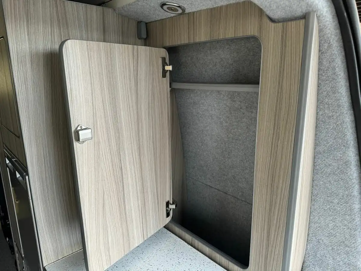 2021-volkswagen-transporter-20bitdi-t32-highline-bmt-swb-204pseu6d-panel-van-big-33