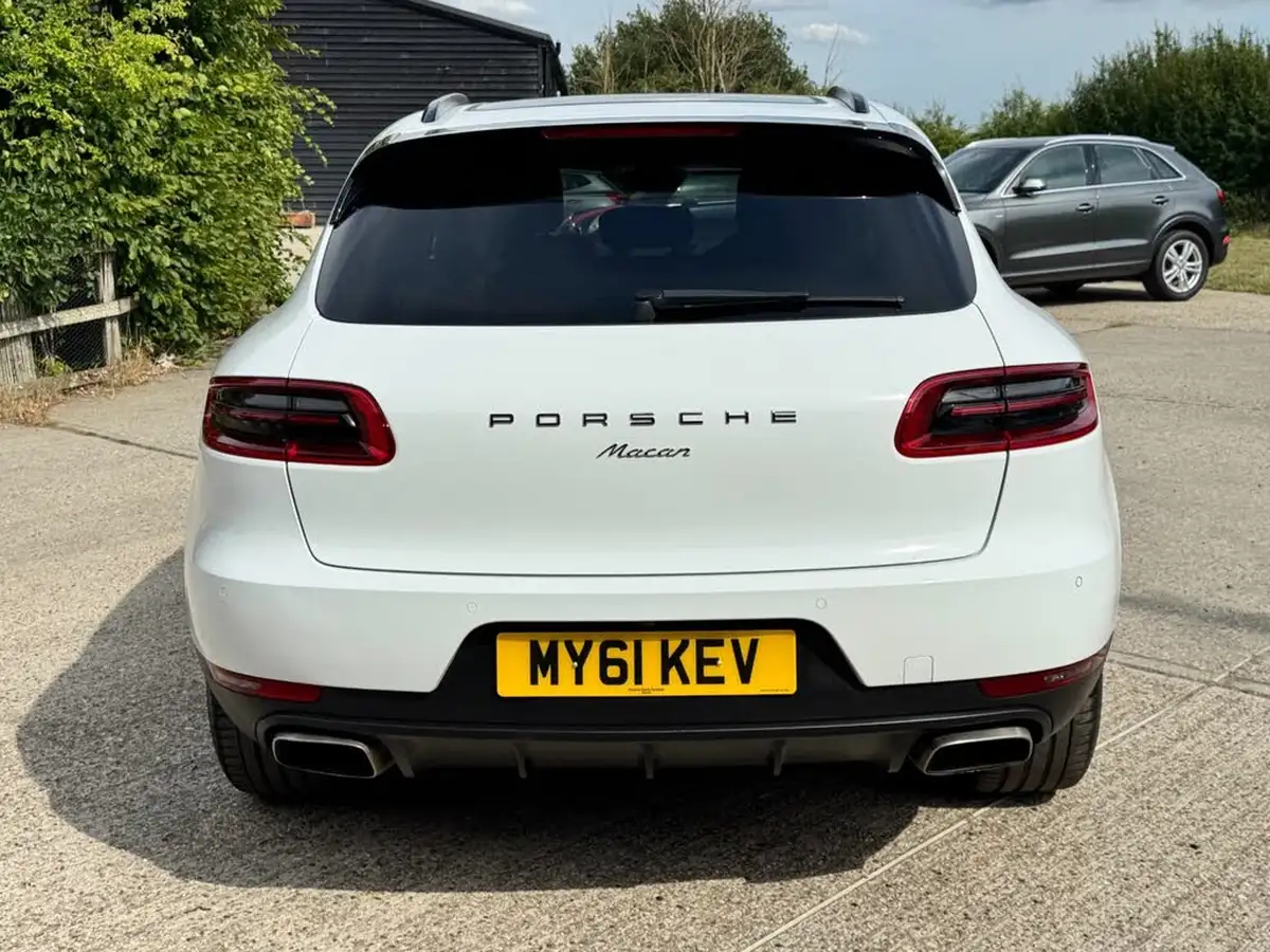 2018-porsche-macan-20-252ps-ss-big-2