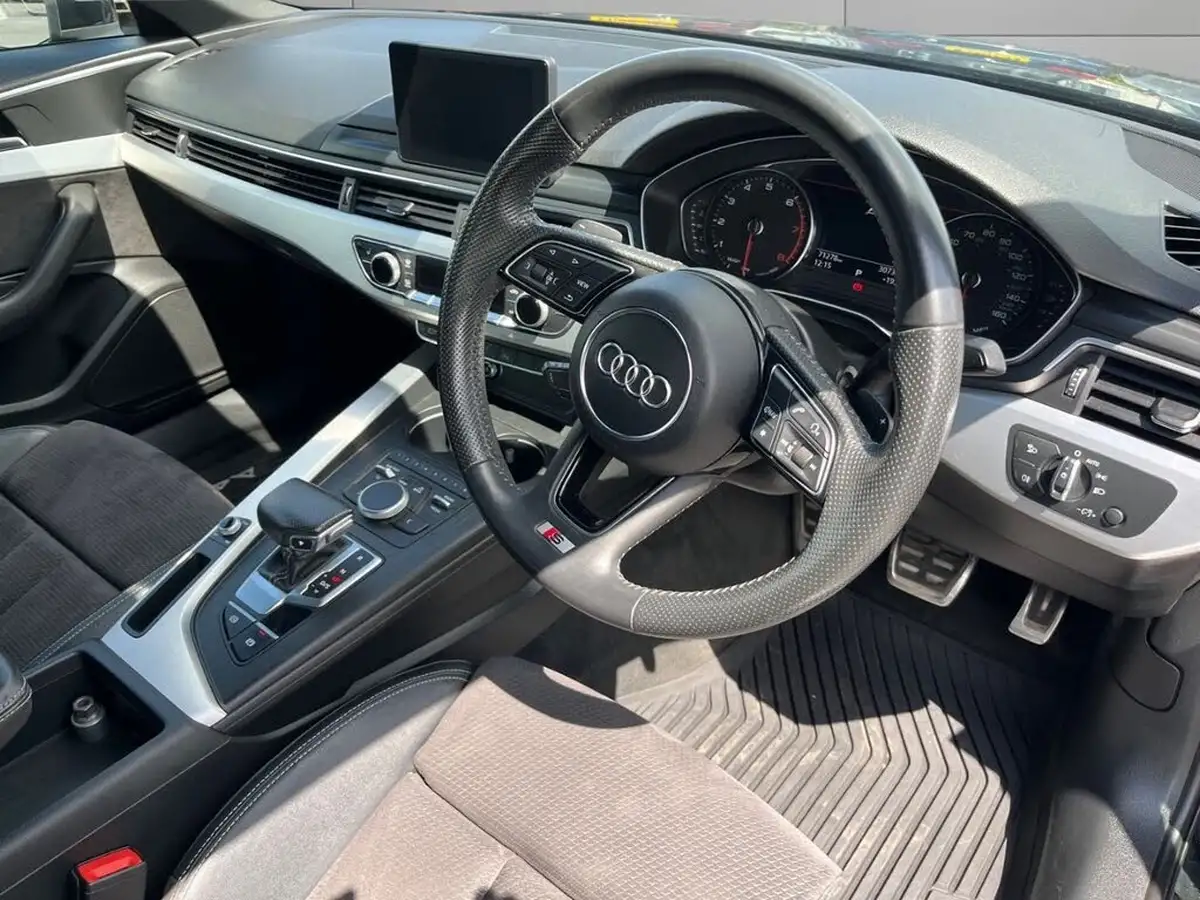 2018-audi-a4-14-tfsi-s-line-tronic-big-8