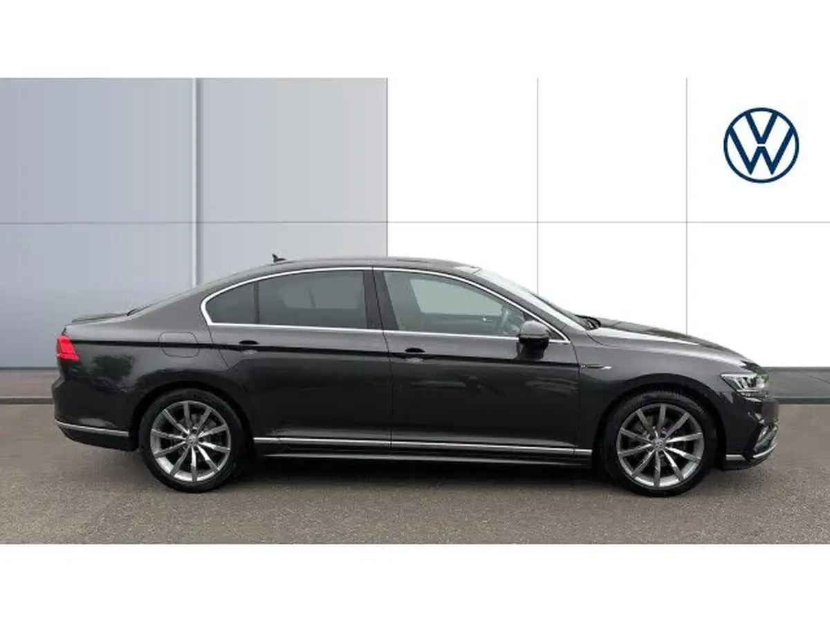 2020-volkswagen-passat-15-tsi-r-line-saloon-4d-dsg-big-3