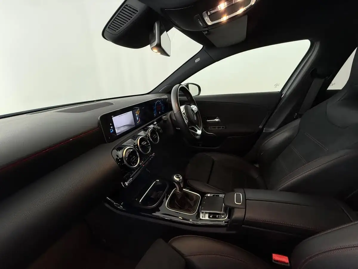 2019-mercedes-benz-a-class-15d-a180d-amg-line-executive-hatchback-5d-big-19