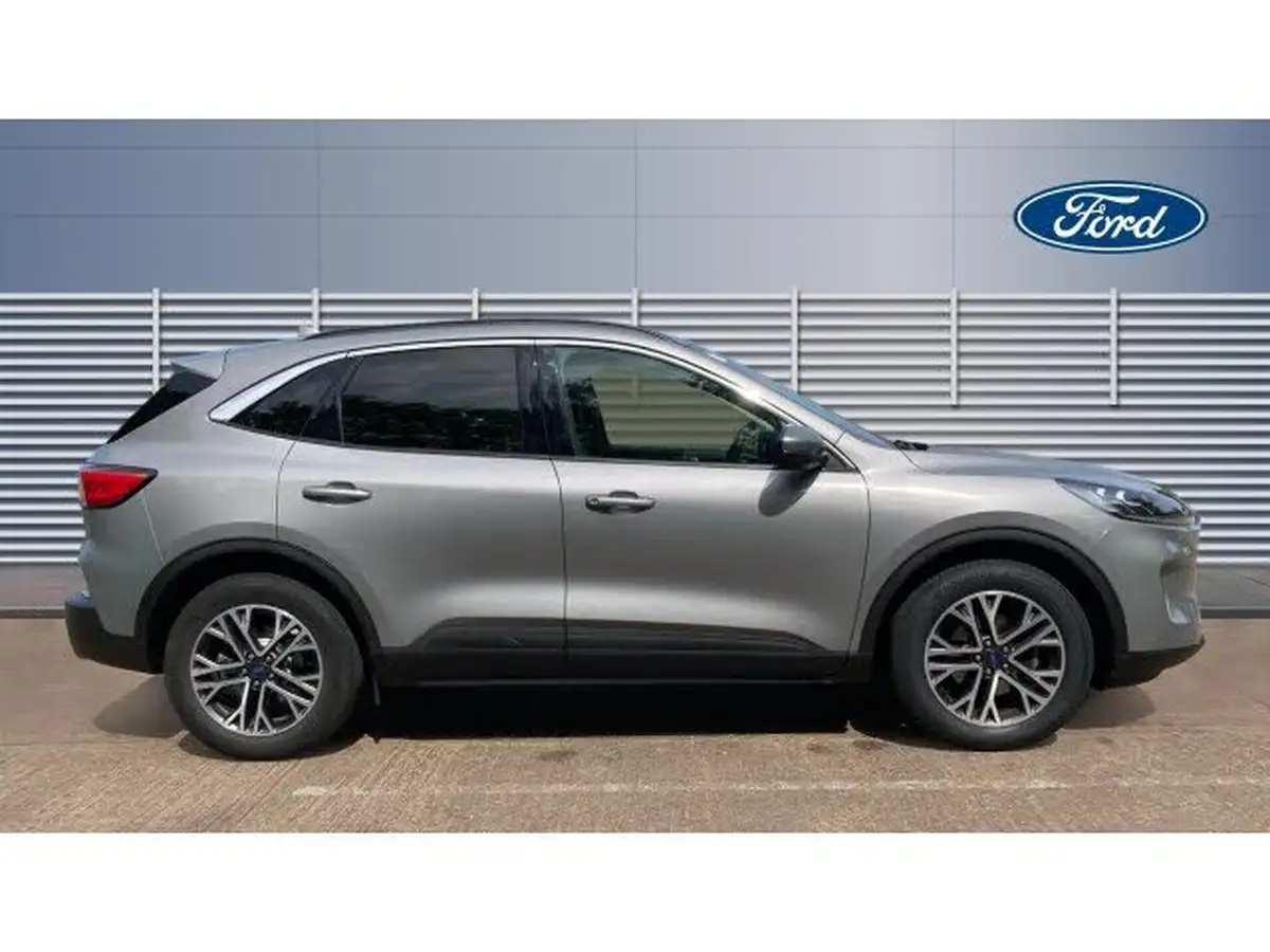 2022-ford-kuga-15t-titanium-edition-big-4