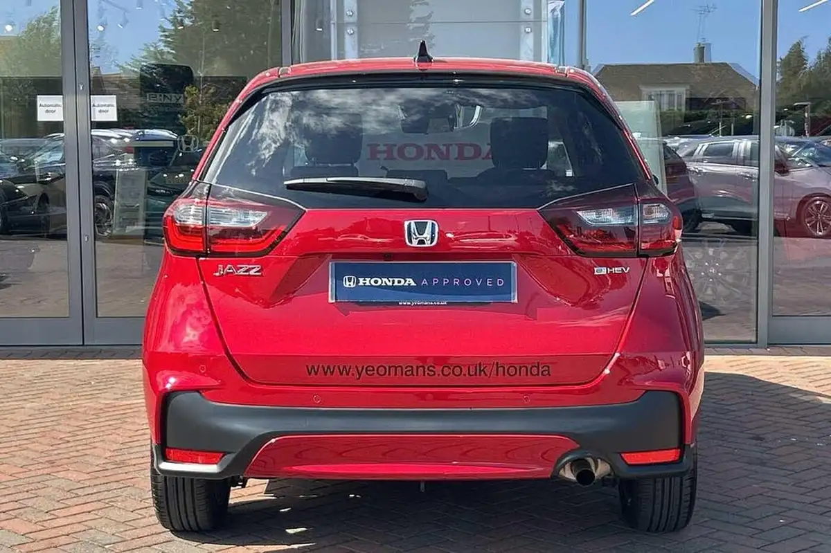 2025-honda-jazz-15-i-mmd-advance-big-6