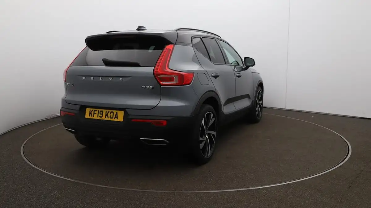 2019-volvo-xc40-20td-d3-r-design-pro-awd-geartronic-big-57