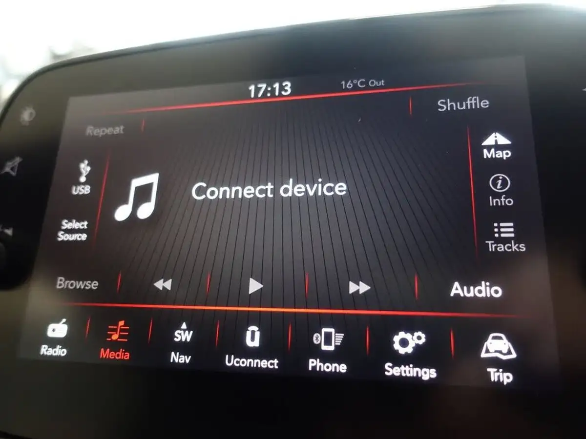 2020-fiat-500-12-star-big-29