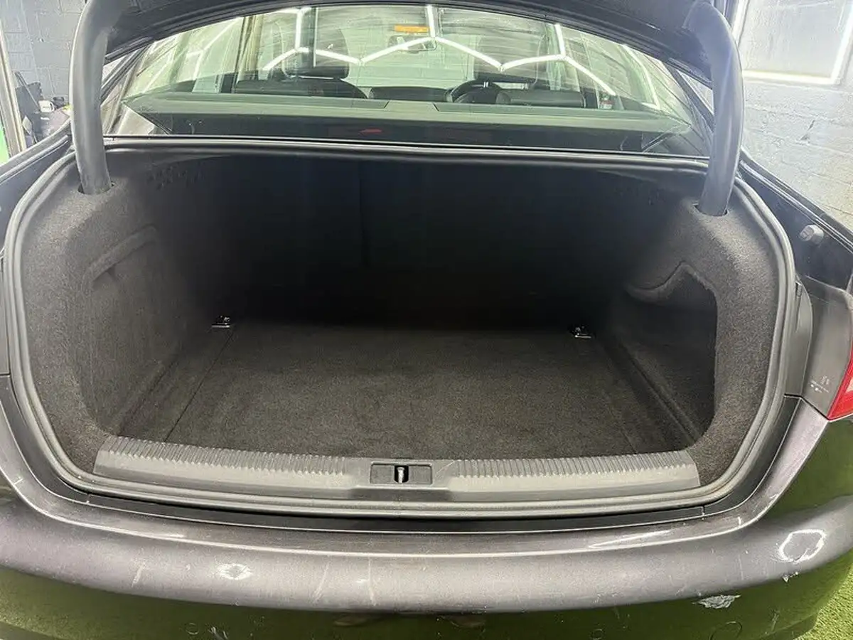 2012-audi-a4-20td-se-technik-136ps-big-31