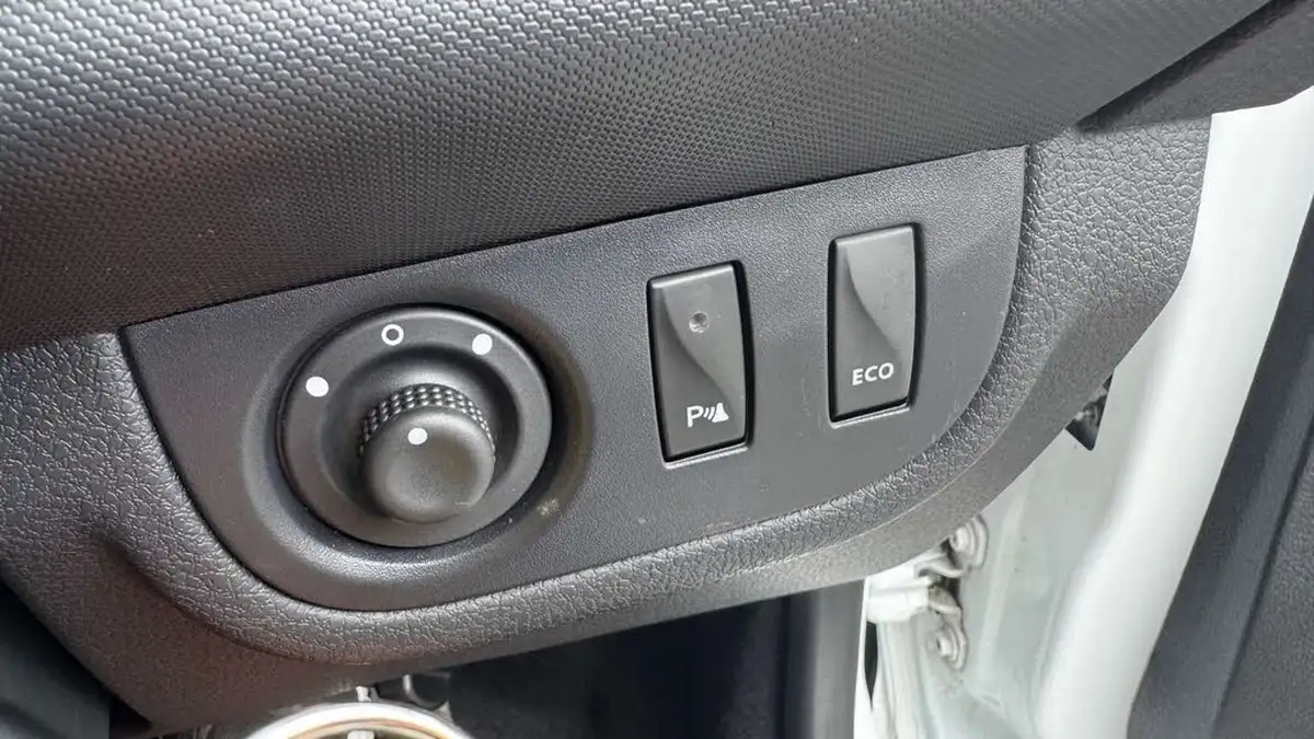 2020-dacia-sandero-stepway-09-tce-se-twenty-big-30