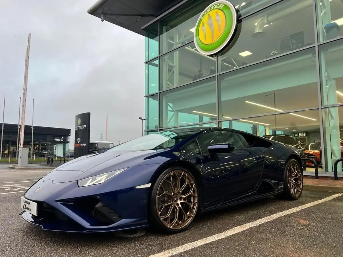 2021-lamborghini-huracan-big-48