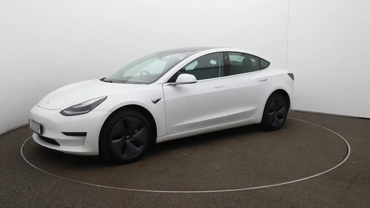 2020-tesla-model-3-e-standard-plus-big-68