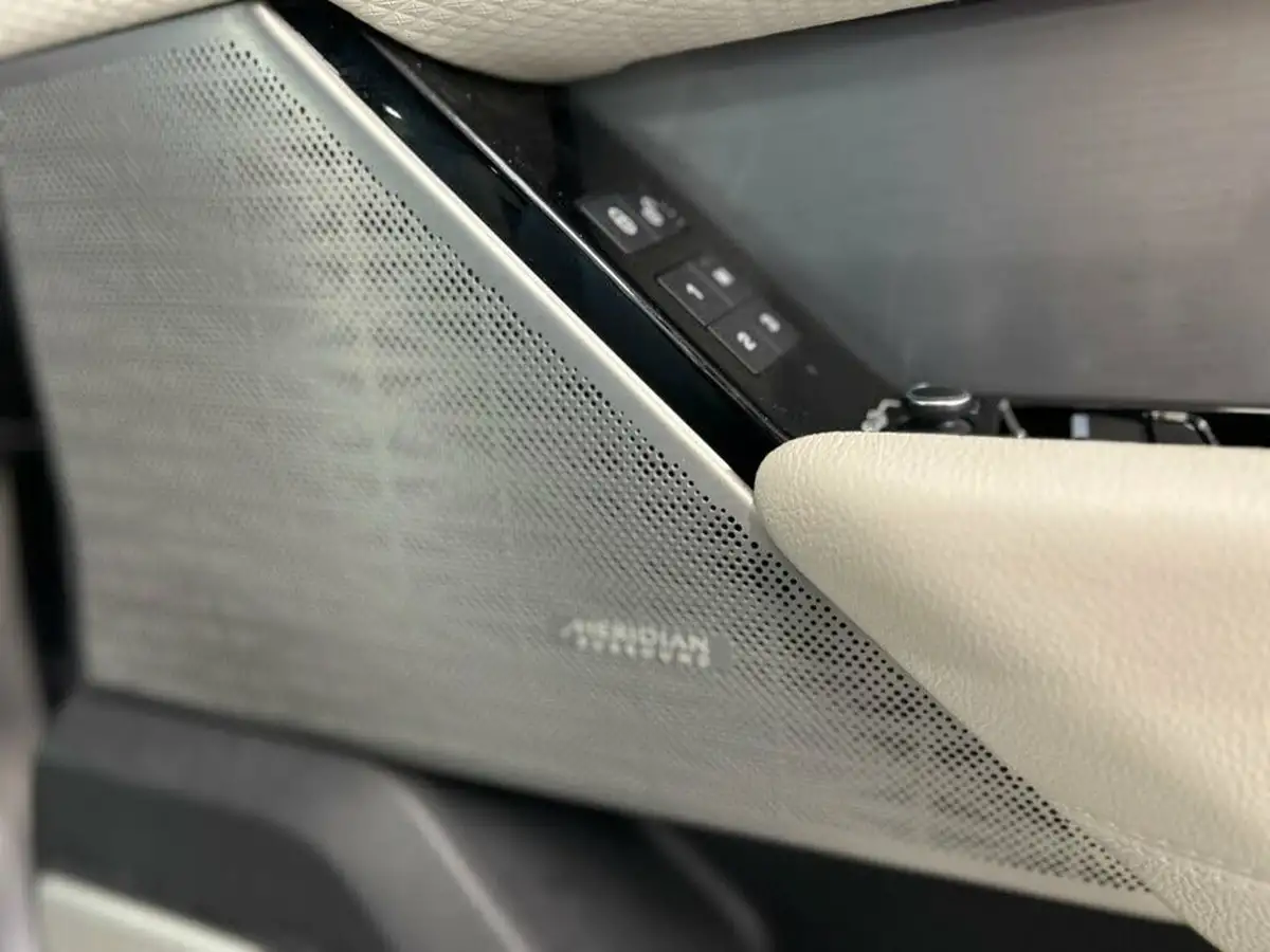 2019-land-rover-range-rover-velar-30-d300-r-dynamic-se-big-34