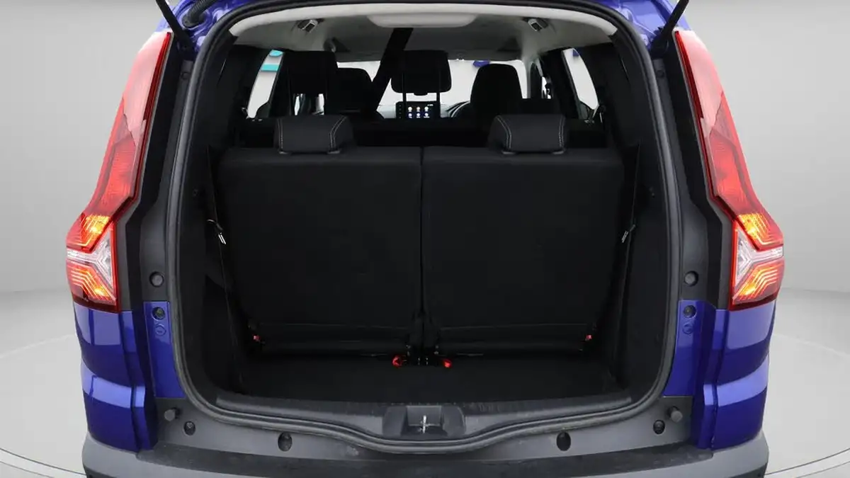 2022-dacia-jogger-10-tce-comfort-big-21