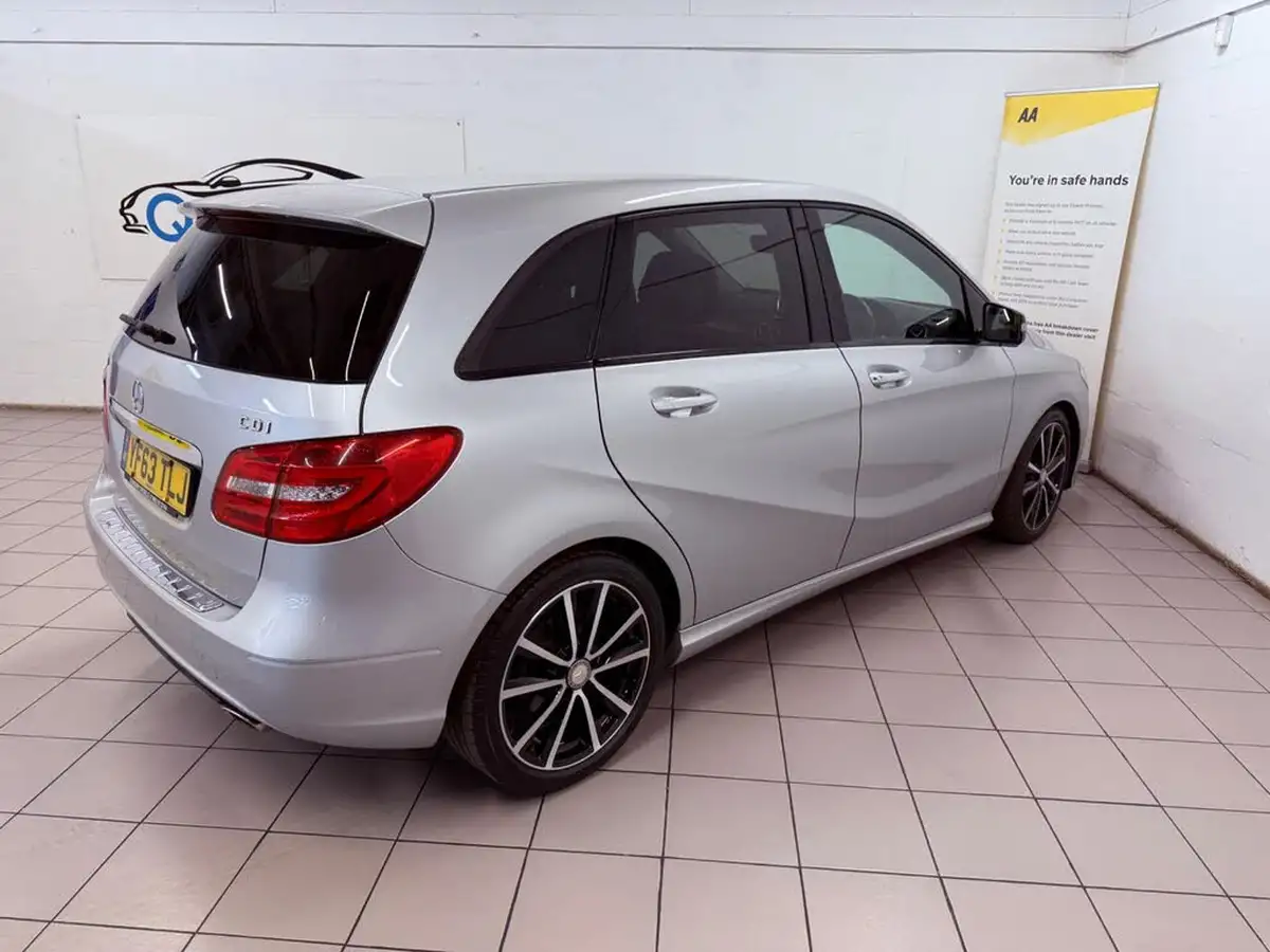 2014-mercedes-benz-b-class-18-cdi-b180-sport-big-8